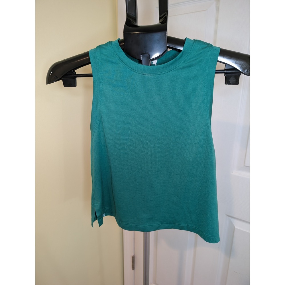 Lululemon Train to Be Tank Top Green Cropped Mesh Sporty - Size 2